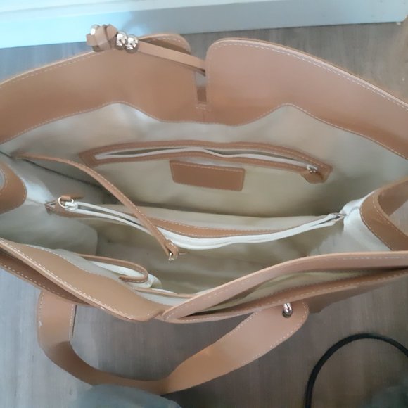 Genuine Leather Handcrafted shoulder bag - Picture 3 of 4